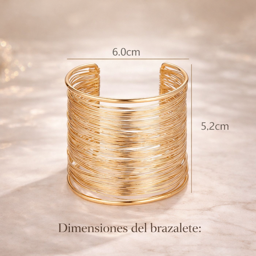 Marta | Pulsera Dorada en Forma de C